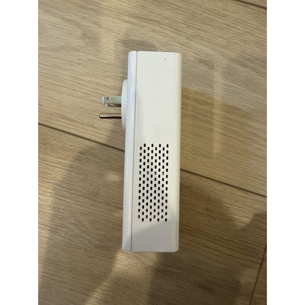 NETGEAR PLP2000 Extra Outlet Powerline Adapter 2000 Mbps - Picture 4 of 5